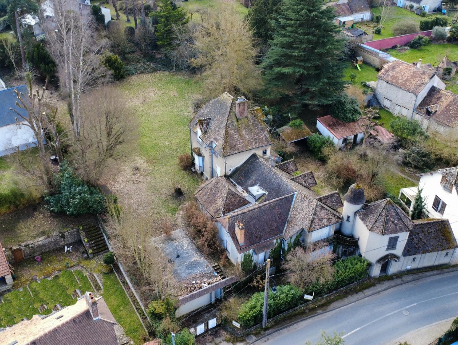 Agence immobilière de AGENCE REAL ESTATE IMMO