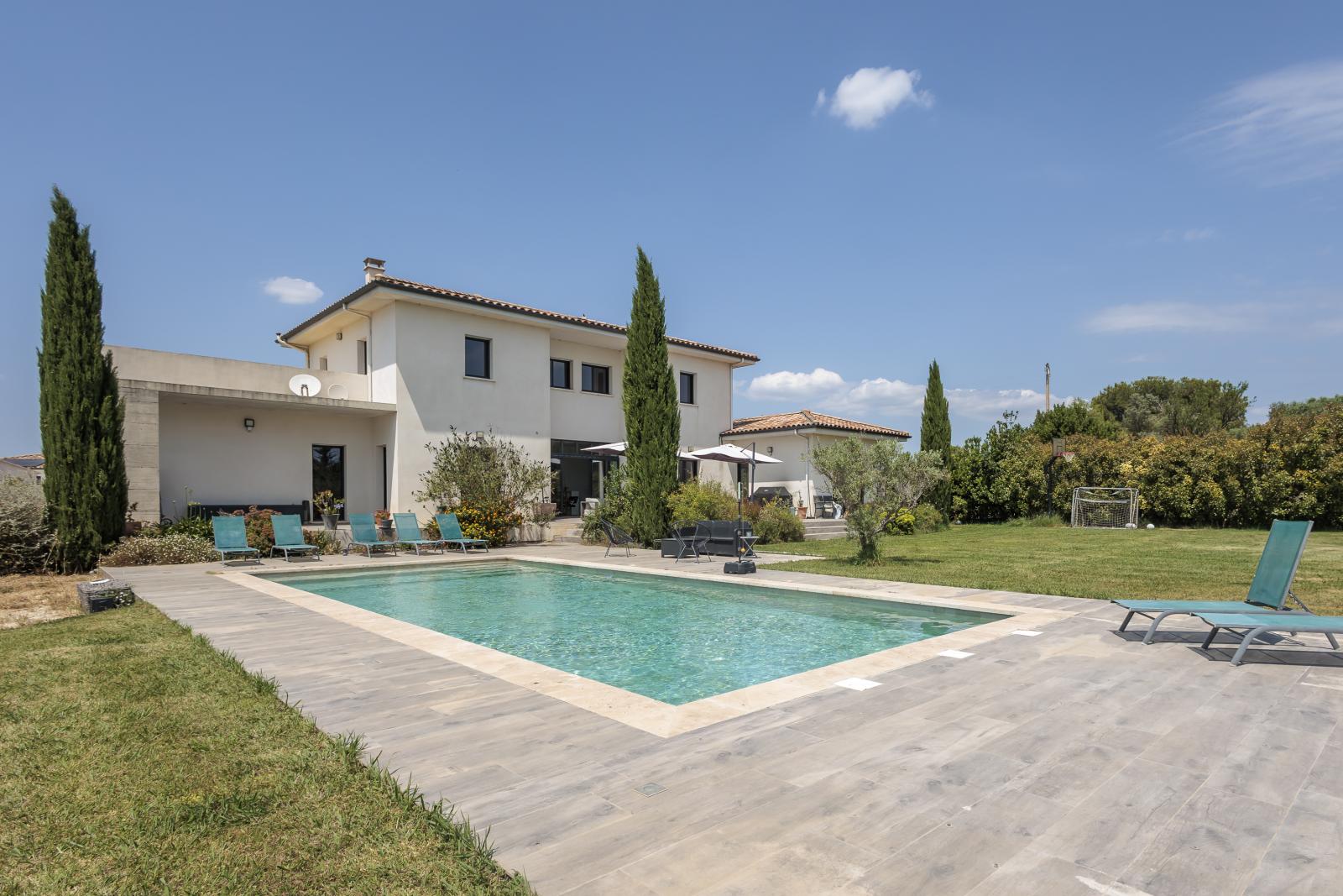 Agence immobilière de LES BATISSES D'HUGO