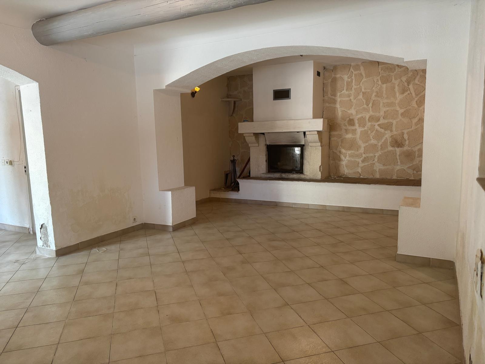 Agence immobilière de LES BATISSES D'HUGO
