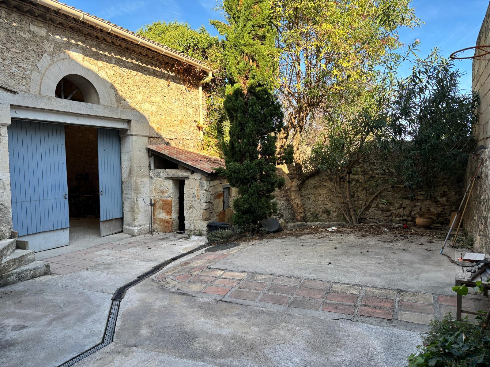 Agence immobilière de LES BATISSES D'HUGO